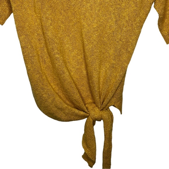 United States Sweaters Gold Sweater - Picture 3 of 6